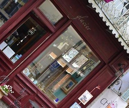 Le Petit Chou Hotell Entraygues-sur-Truyère Eksteriør bilde