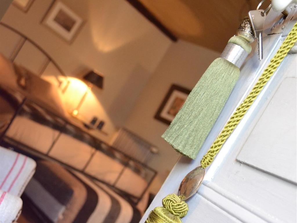 Le Petit Chou Hotell Entraygues-sur-Truyère Eksteriør bilde